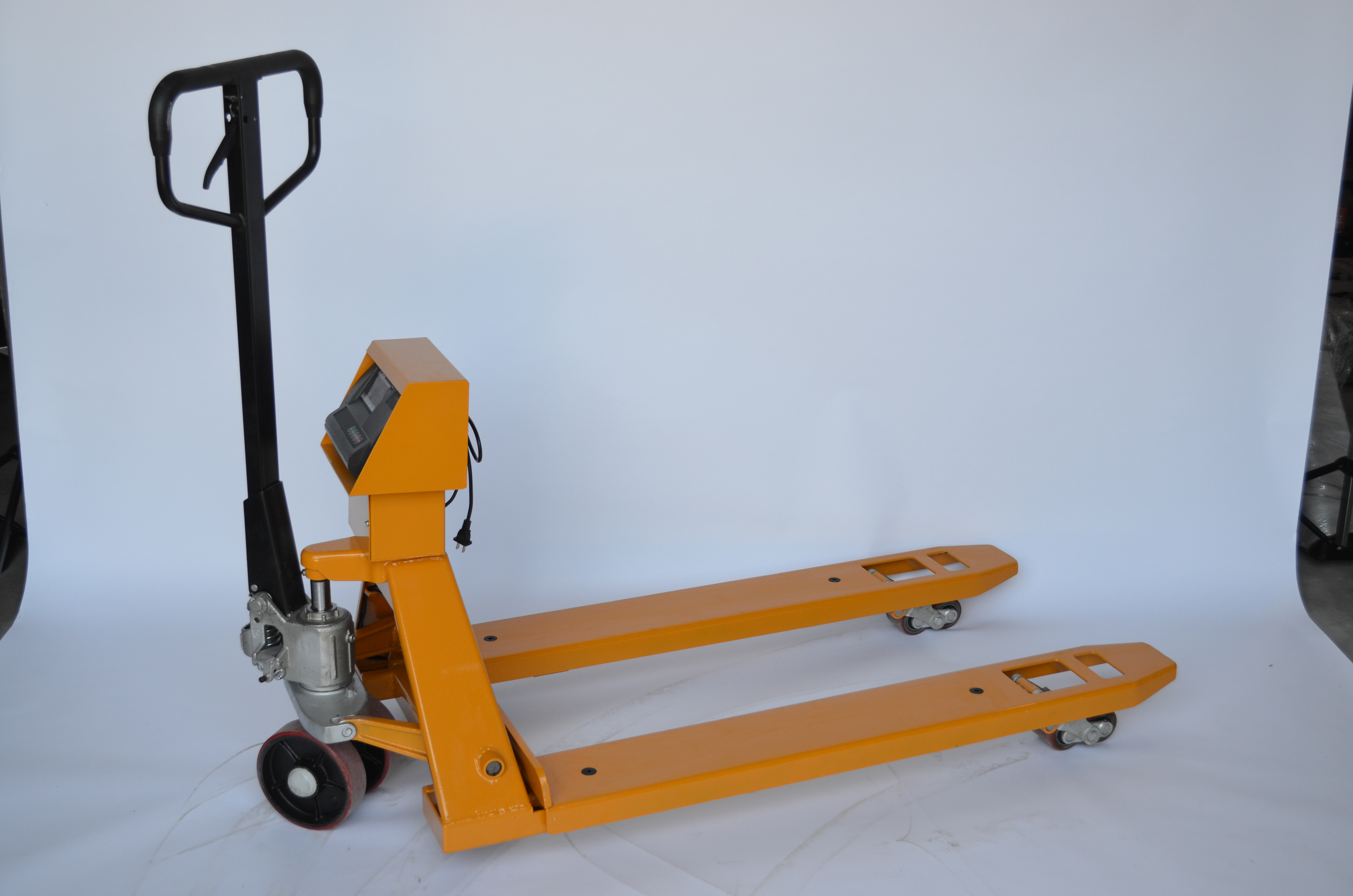 Scale Pallet Truck - 5,500 lbs. Capacity